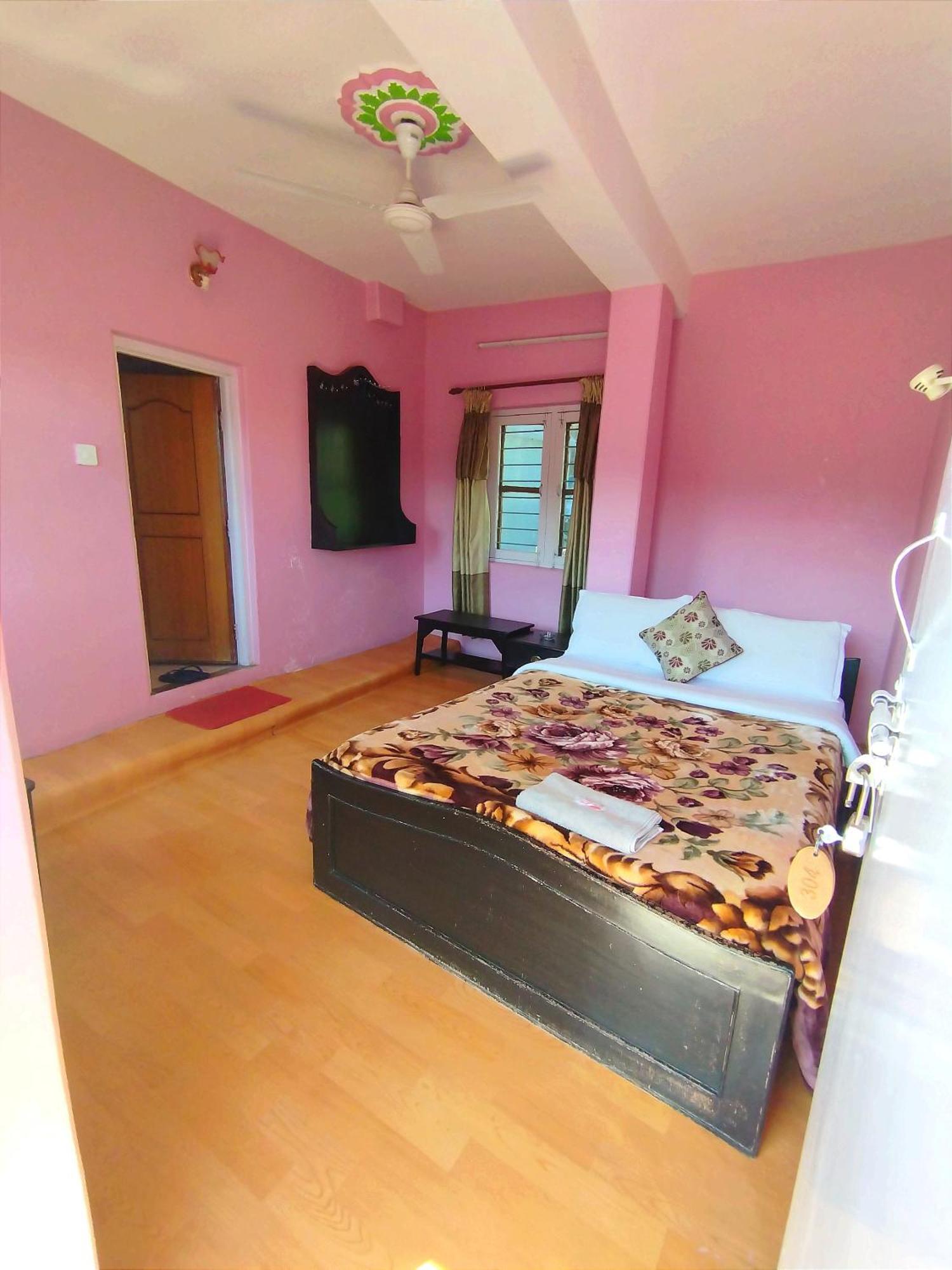 Hotel Santana Pokhara Exterior foto