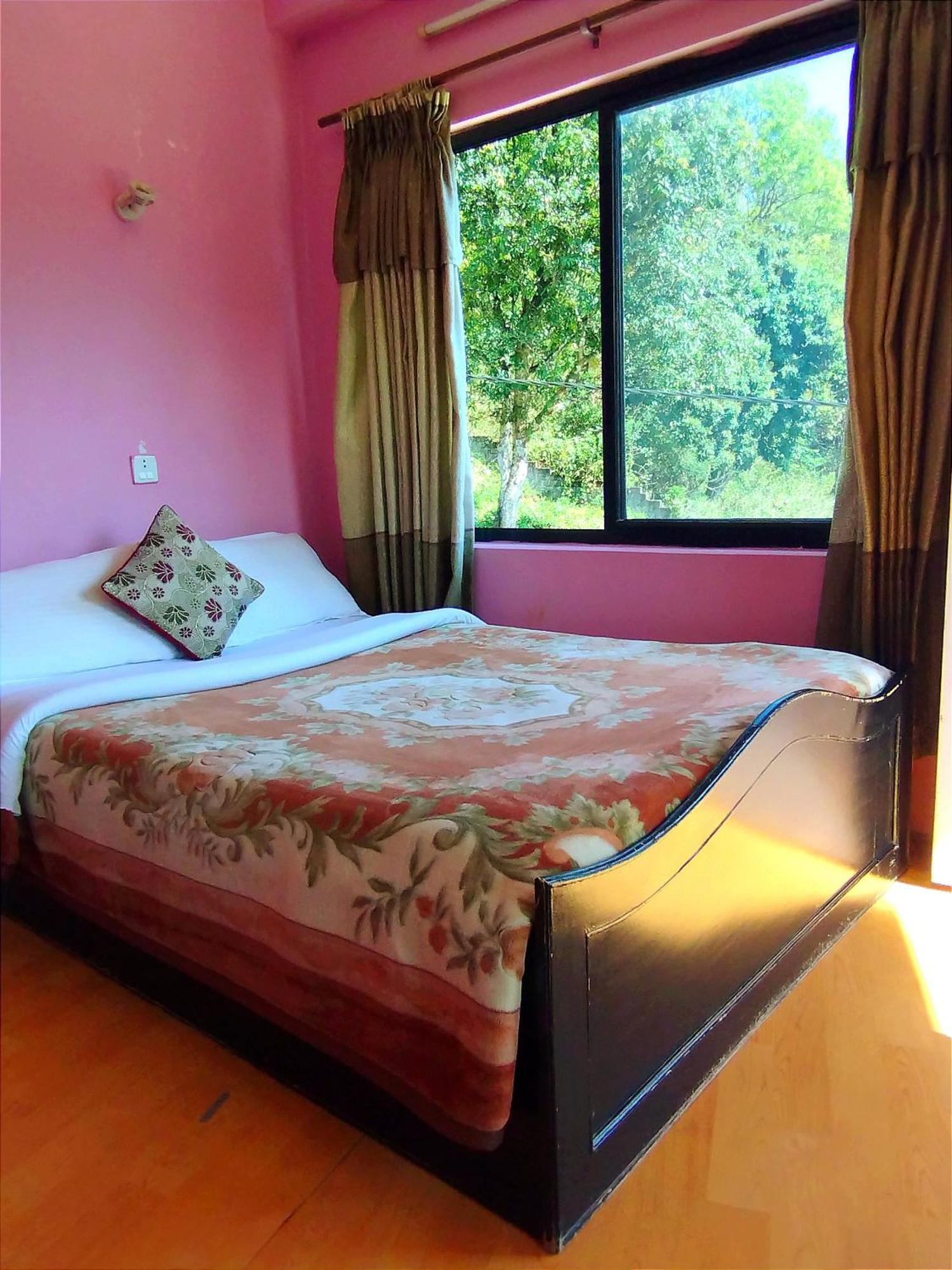 Hotel Santana Pokhara Zimmer foto
