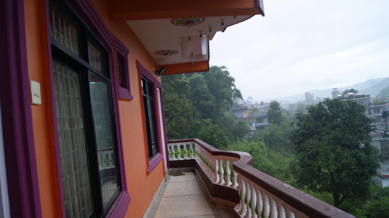 Hotel Santana Pokhara Exterior foto