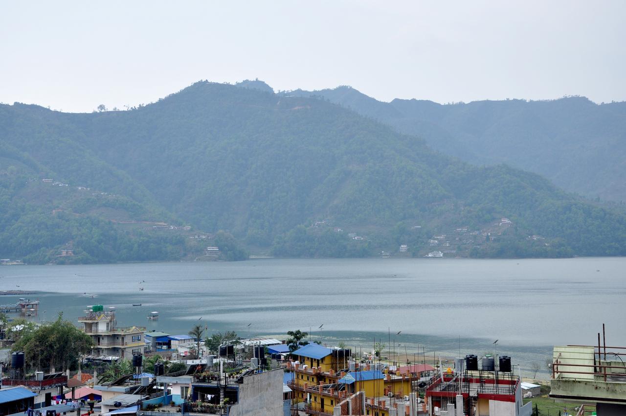 Hotel Santana Pokhara Exterior foto