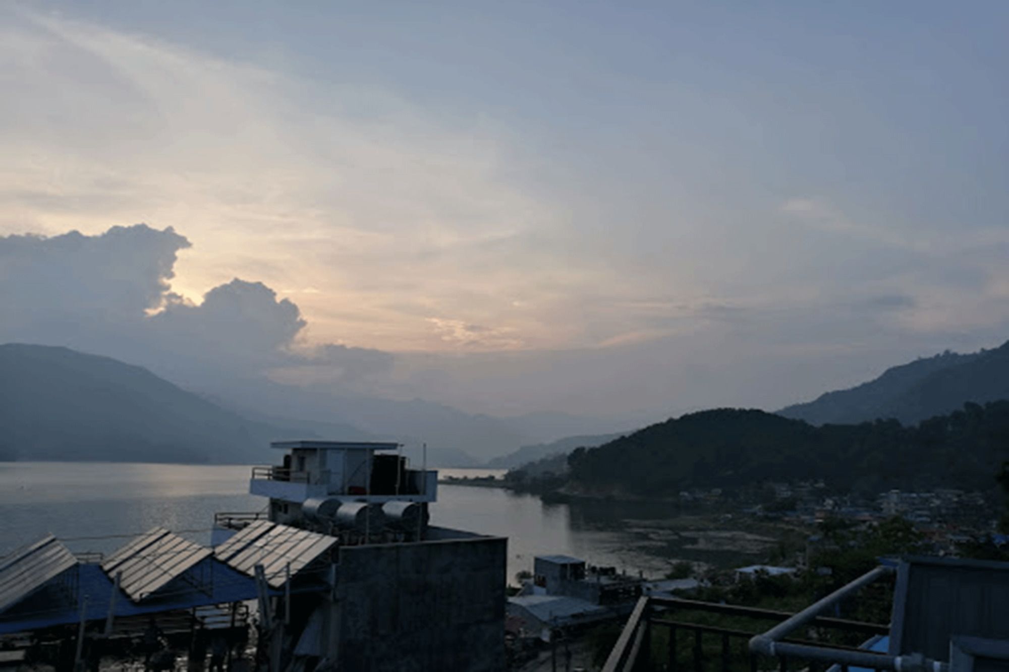 Hotel Santana Pokhara Exterior foto