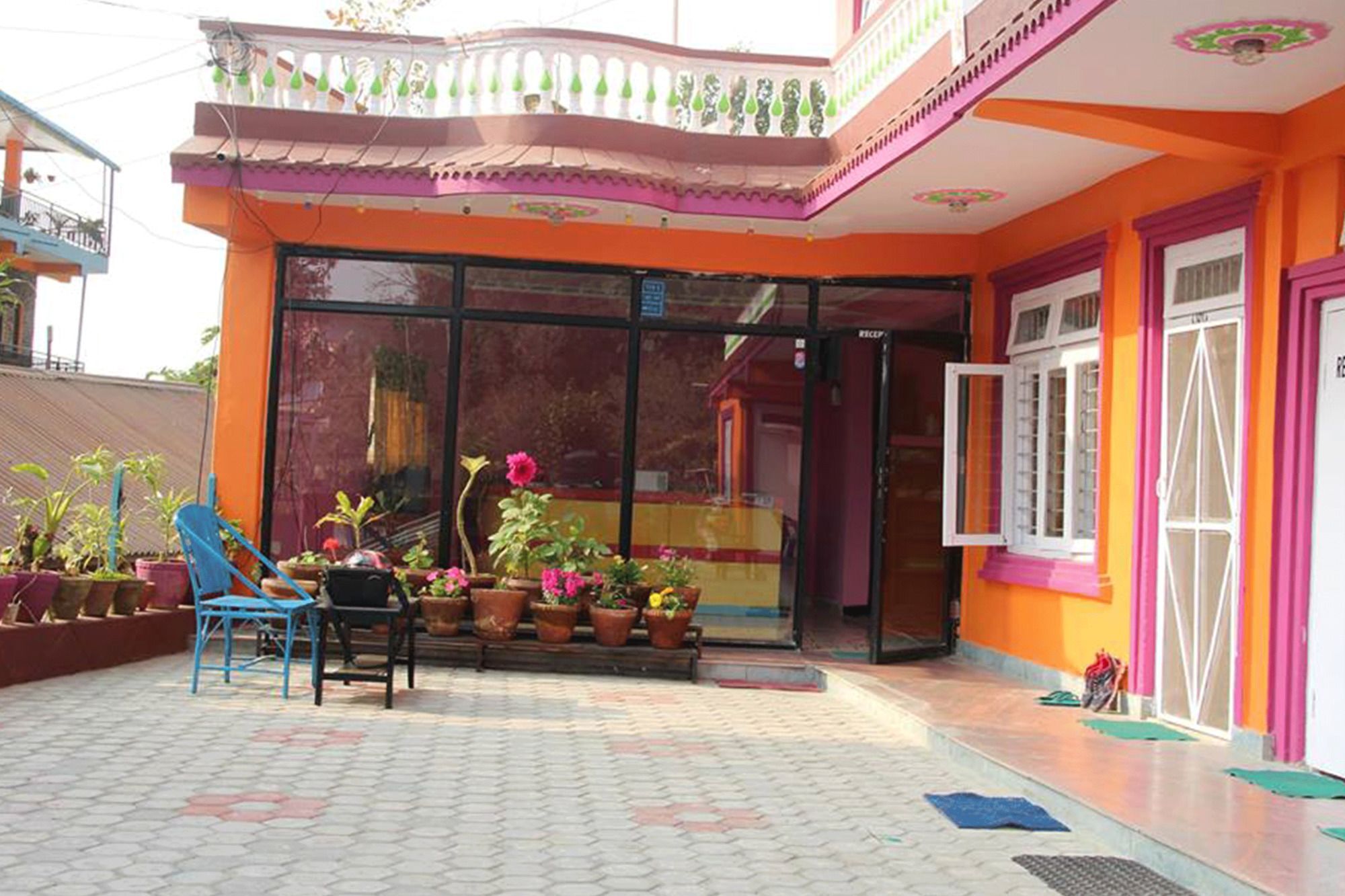 Hotel Santana Pokhara Exterior foto