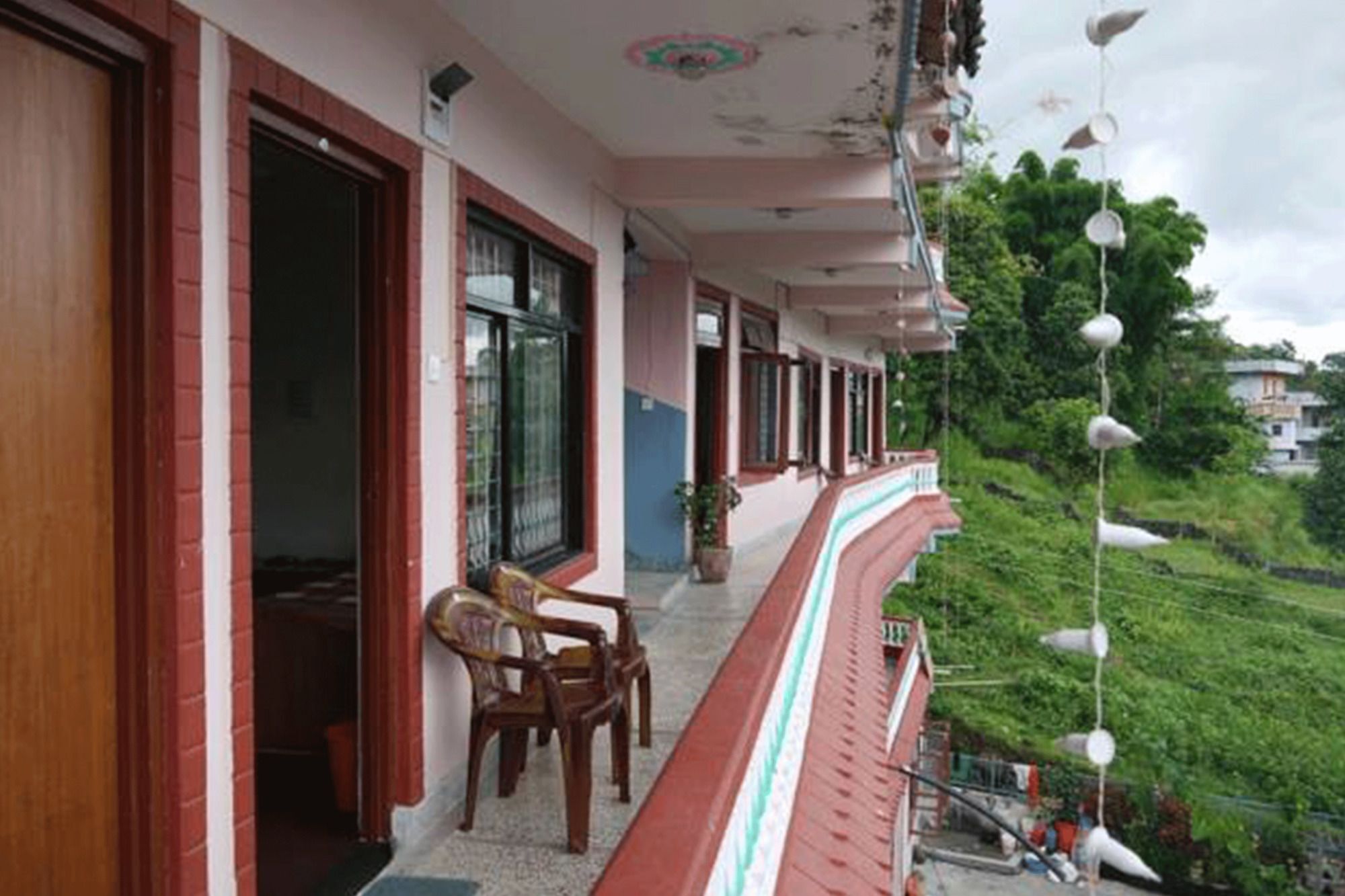 Hotel Santana Pokhara Exterior foto