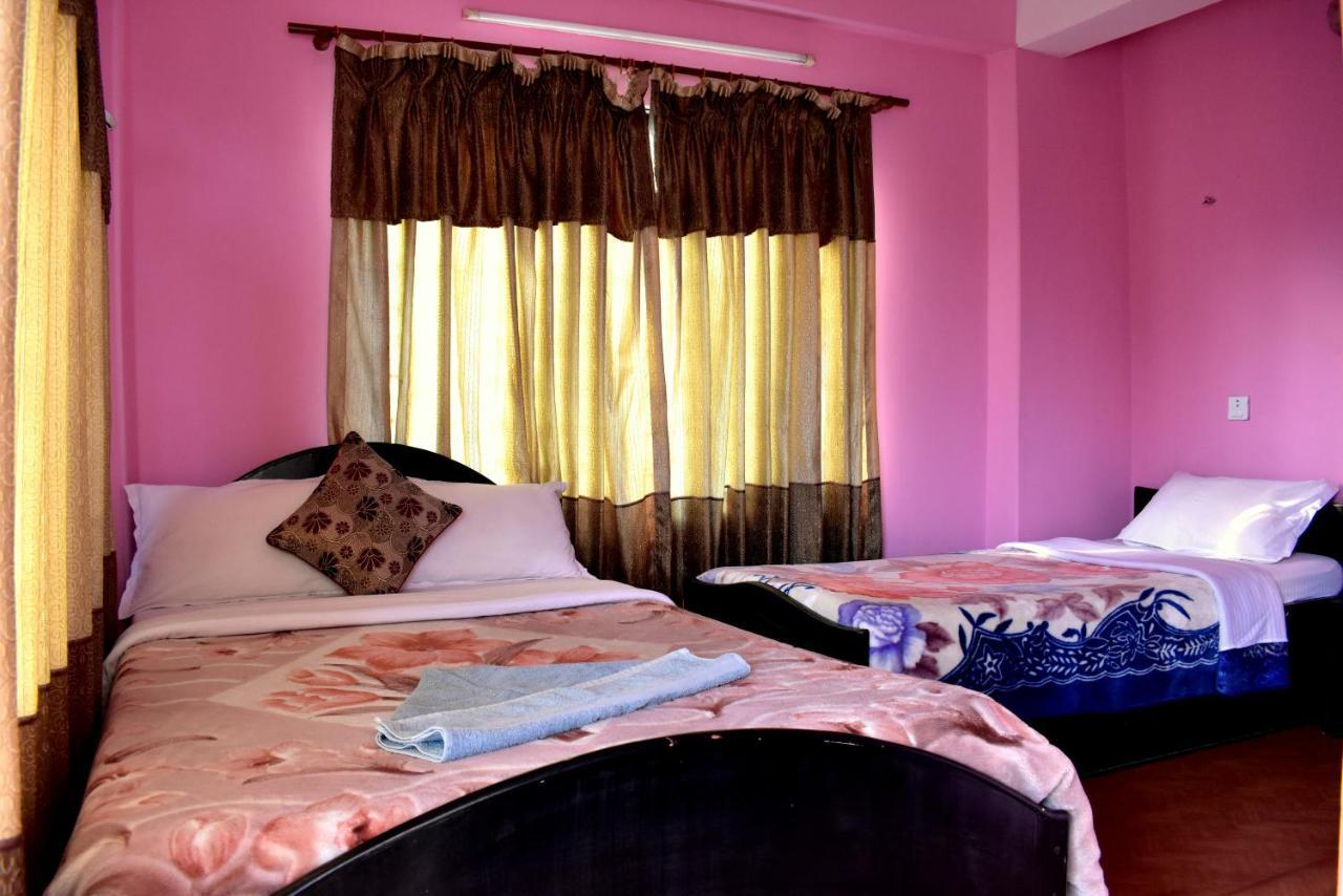 Hotel Santana Pokhara Exterior foto