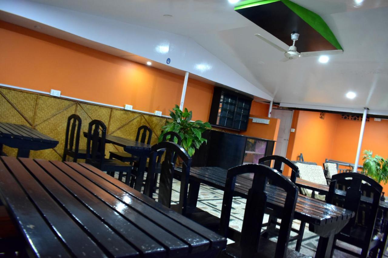 Hotel Santana Pokhara Exterior foto